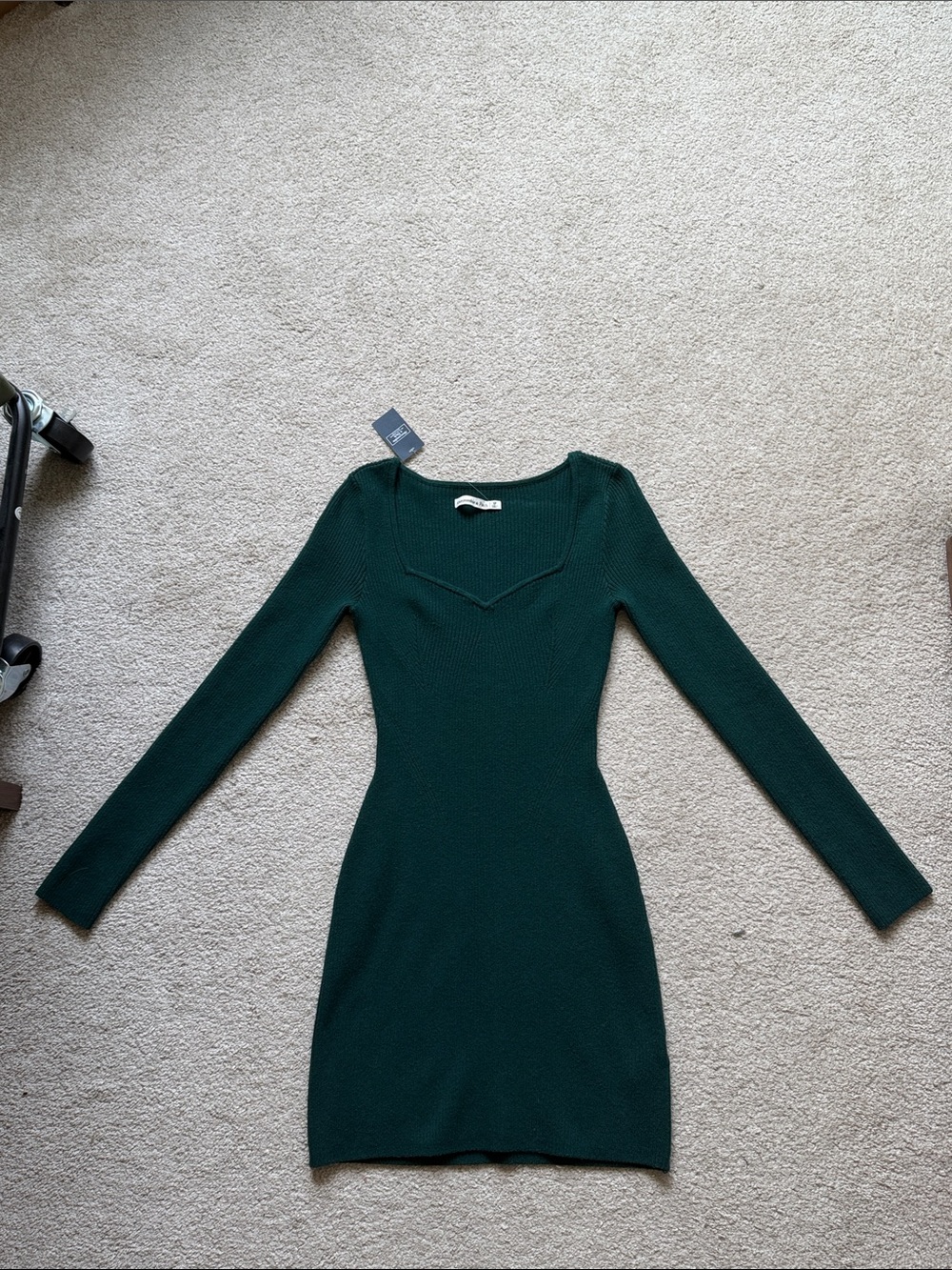 ABERCROMBIE DARK GREEN MINI SWEATER DRESS - Picture 2 of 2